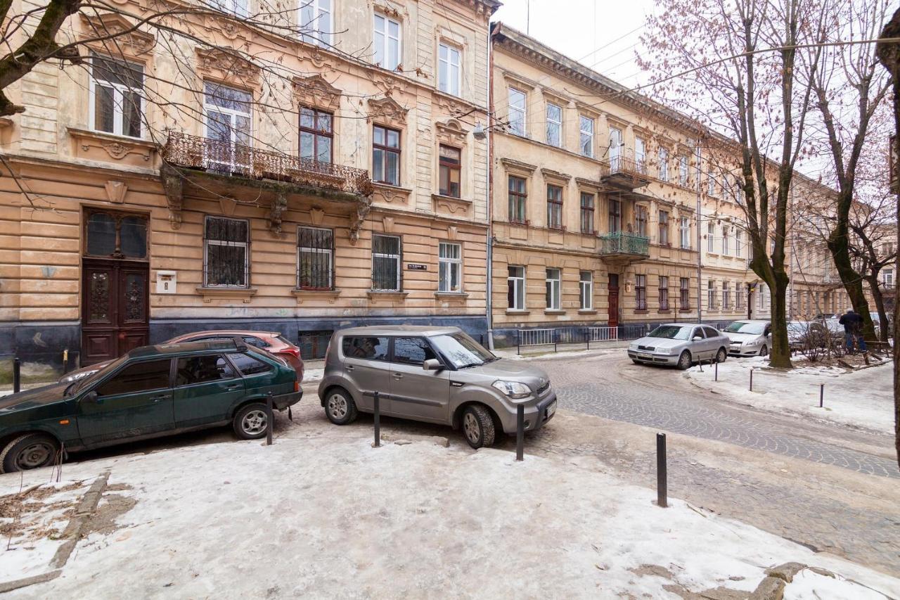Chopin Apartment In The Center Of Lviv Exterior photo